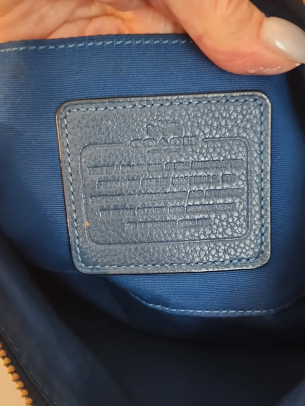 Coach Carrie Leather Crossbody w/Free Coach Signature Wallet